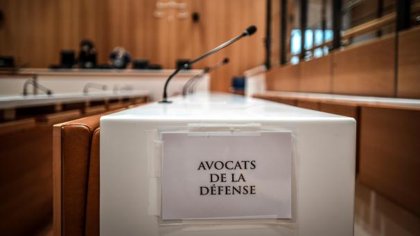 <p>Der Prozess sollte bereits am 4. Mai beginnen und wurde wegen des Coronavirus auf die Zeitspanne vom 2. September bis 10. November verschoben.</p>