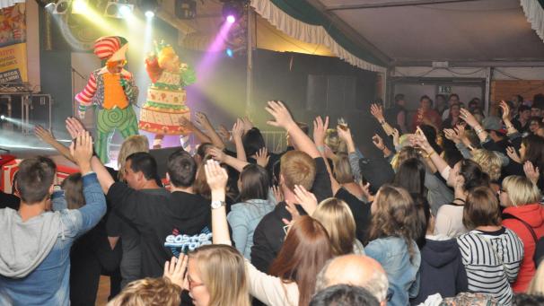 <p>Der beliebte Karnevalsabend fällt in diesem Jahr coronabedingt aus.</p>