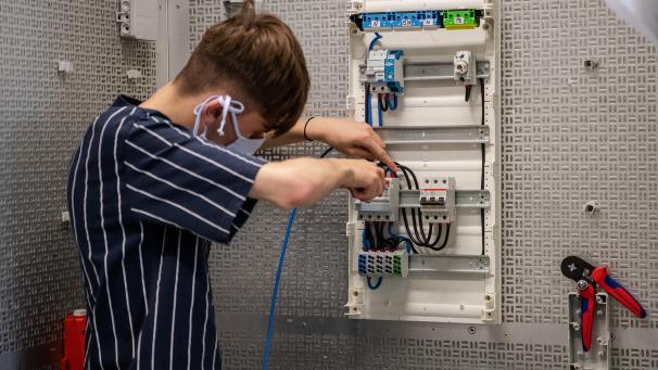 <p>Nicht bei jedem jungen Menschen laufen die Jahre der Ausbildung problemlos. In der Berufsausbildung in der DG setzt man verstärkt auf Prävention.</p>