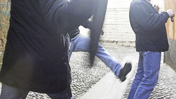<p>In der Eupener Innenstadt hatten sich Hooligans eine verabredete Schlägerei geliefert. Diese landete am Montag erneut vor dem Strafgericht.</p>