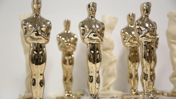 <p>Oscar-Statuen stehen bei der Firma Polich Tallix Fine Art Foundry bereit für eine Qualitätsprüfung.</p>