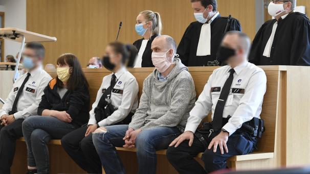 <p>Kathrin Hilpert und ihr Sohn Christian Karkuth stehen im Mittelpunkt des Prozesses, der am Montag im Gerichtsgebäude am Rathausplatz beginnen wird.</p>