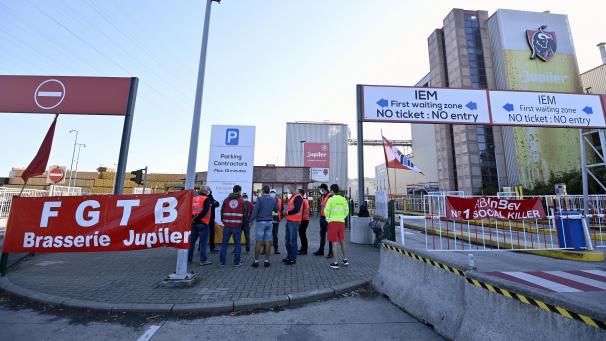 <p>Die FGTB bestreikt die Brauerei in Jupille seit genau einer Woche.</p>