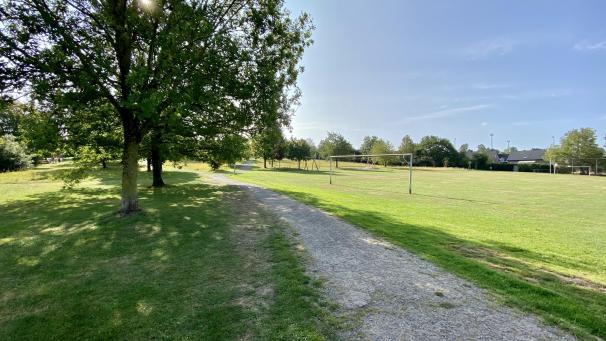 <p>Für 25.000 Euro werden die Wege im Eupener Ostpark erneuert.</p>