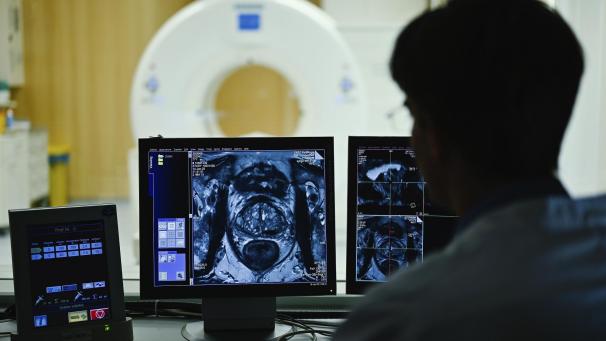 <p>Weder für die Ortschaft Elsenborn noch für die anderen Ortschaften der Gemeinde gibt es im Vergleich zu größeren Gebieten eine signifikante Abweichung der Krebsinzidenz und der Krebsfälle. Dies ist die Schlussfolgerung des Beirates.</p>