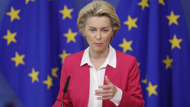 <p>Im Brexit-Streit leitet die Europäische Union rechtliche Schritte gegen Großbritannien wegen Verletzung des EU-Austrittsvertrags ein. Das kündigte Kommissionspräsidentin Ursula von der Leyen am Donnerstag in Brüssel an.</p>