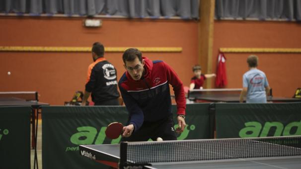 <p>Christian Lehnen (C4/im Bild) entthronte St..Vith Joshua Dahm (C6).</p>