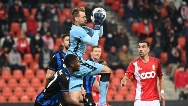 <p>Unter anderem ohne Torwart Simon Mignolet reist Brügge nach St. Petersburg.</p>