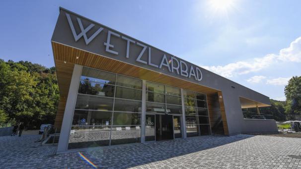 <p>Das Wetzlarbad in der Eupener Unterstadt wird von dem privaten Konzessionär Lago betrieben.</p>