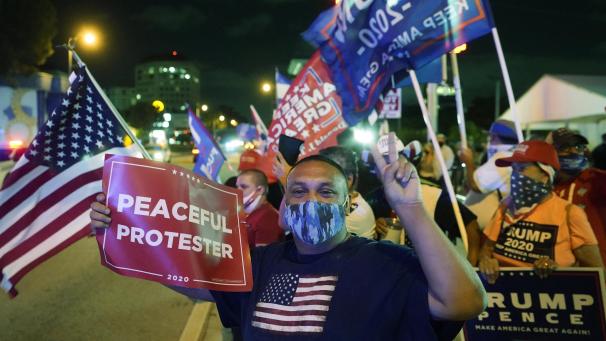 <p>Hoffentlich bleibt es bei friedlichen Protesten. Trump selbst hat sich jedenfalls nicht gescheut, Öl ins Feuer zu gießen.</p>