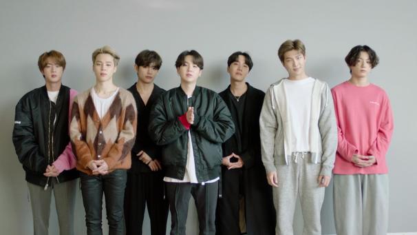 <p>Das Videostandbild zeigt die Band BTS, die den Preis für beste virtuelle Live-Übertragung bei den MTV European Music Awards 2020 entgegennimmt. Aufgrund der Coronavirus-Pandemie wurde die Show an verschiedenen Orten auf der ganzen Welt gefilmt. Die südkoreanische Boygroup hat bei den MTV Europe Music Awards die meisten Preise gewonnen.</p>
