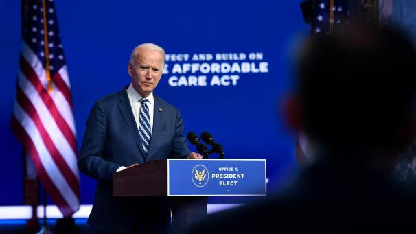 <p>Der Ton in den USA wird schärfer: Als „beschämend“ hat der gewählte Präsident Joe Biden das Verhalten von Amtsinhaber Donald Trump bezeichnet, der weiter von einer „gefälschten Wahl“ spricht.</p>