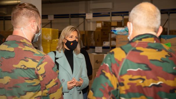<p>Macht sich für das Militär stark: Ministerin Ludivine Dedonder.</p>