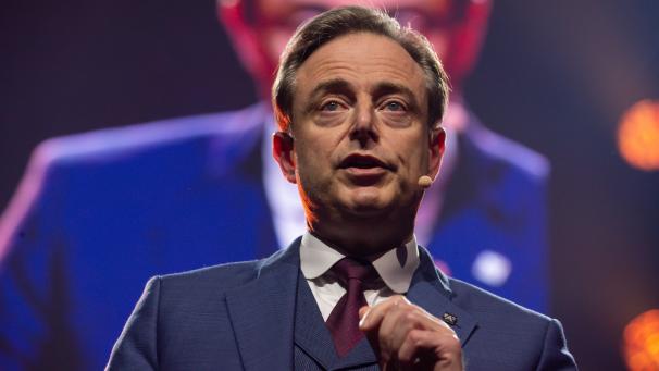 <p>N-VA-Chef Bart De Wever äußerte in einem Interview ein Vorschlag über ein neues Parteienbündnis.</p>