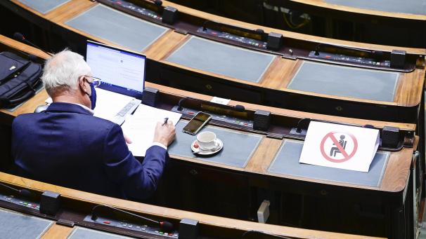 <p>Blick in den Plenarsaal der Kammer.</p>