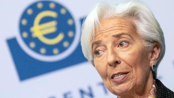 <p>Christine Lagarde, die Präsidentin der Europäischen Zentralbank (EZB), spricht bei einer kurzen Presseveranstaltung.</p>