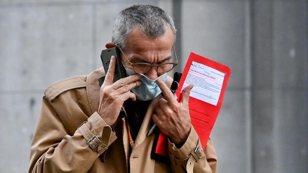 <p>Gesundheitsminister Frank Vandenbroucke hält kurzfristige Lockerungen der Corona-Maßnahmen für verfrüht.</p>