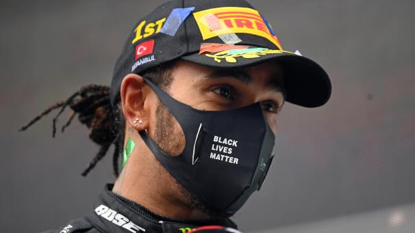 <p>Sicherte sich seinen siebten WM-Titel: Mercedes-Pilot Lewis Hamilton.</p>