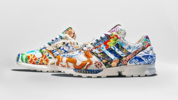 <p>Dieses Paar Turnschuhe aus Leder und Porzellan könnten bei einer Auktion bis zu eine Million Dollar einbringen.</p>