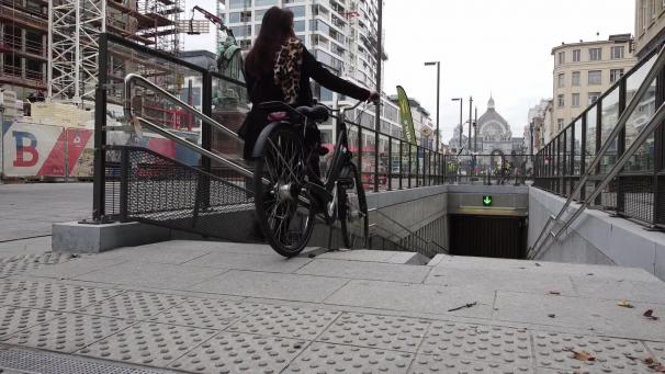 <p>Das neue Fahrradparkhaus befindet sich unter dem Teniersplaats.</p>