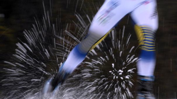 <p>Nach Norwegen zieht auch Schweden (hier Jens Burman) seine Teilnahme an den Weltcup-Rennen im Skilanglauf in Davos und Dresden zurück</p>