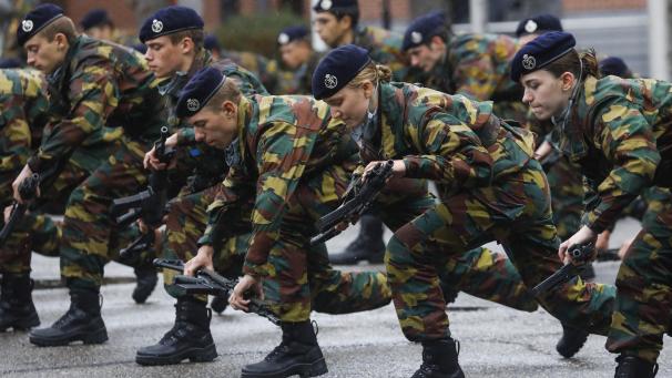 <p>Die Aufnahmeprüfungen und deren Schwierigkeitsgrad beim belgischen Militär hängen davon ab, welche Laufbahn ein Kandidat anstrebt.</p>