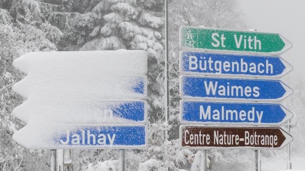 <p>In der Eifel und im Hohen Venn dürfte es heute wieder schneien.</p>