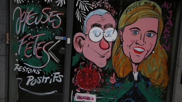 <p>Frank Vandenbroucke (sp.a.) und Annelies Verlinden (CD&amp;V) werden mit einer Prise Humor kritisiert.</p>