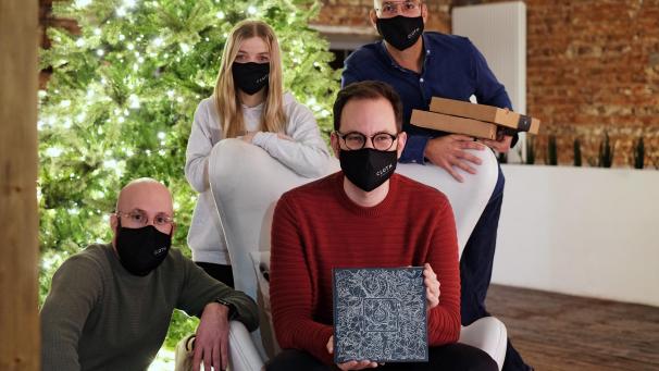 <p>Der gesamte Erlös aus dem Verkauf der Terminkalender wird zu Gunsten des Eupener Tierheims gespendet. Foto: Cloth Kreativbureau</p>