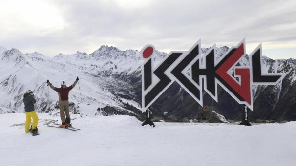 <p>Die Behörden raten wegen der Corona-Situation weiterhin von Urlaubsreisen ab.</p>