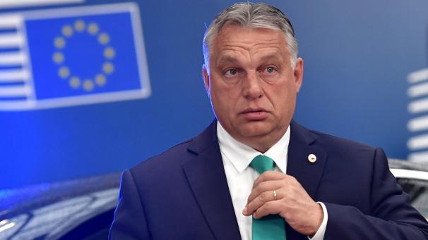 <p>Ungarns Ministerpräsident Viktor Orban trifft zu einem EU-Gipfel im Gebäude des Europäischen Rates ein.</p>