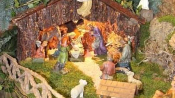 <p>Das Bild zeigt die Krippe in der Kapelle auf der Obersten Heide.</p>