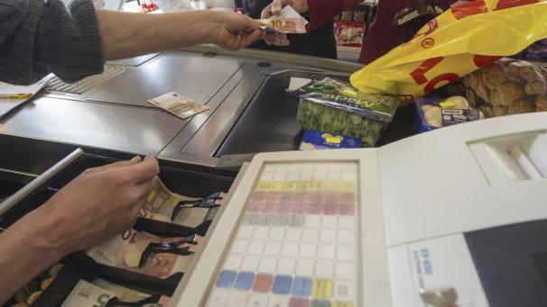 <p>Die Staatsanwaltschaft hatte einer Raerenerin vorgeworfen, sich in der Supermarktkasse ihres Arbeitgebers bedient zu haben. Nun verkündete das Gericht sein Urteil.</p>