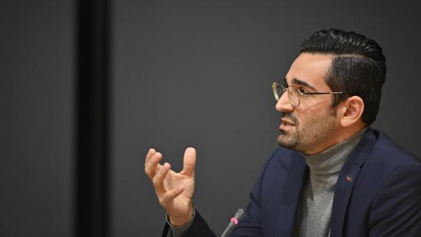 <p>Antonios Antoniadis konnte Aussagen der beiden Regionalabgeordneten Anne Kelleter und Christine Mauel nicht so stehen lassen.</p>