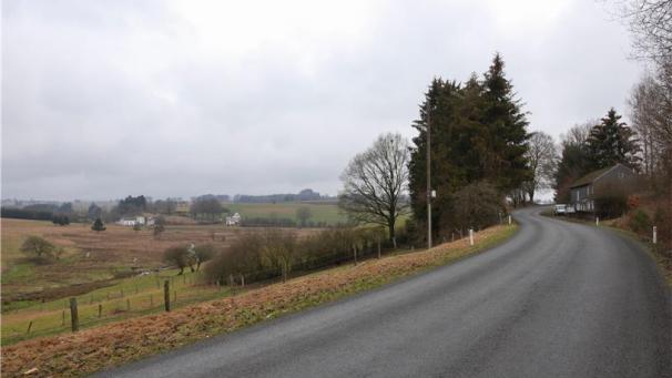 <p>Die Gemeinde Burg-Reuland will im kommenden Jahr 150.000 Euro in den Wegeunterhalt investieren. Dabei soll eine kostengünstige Spritztechnik zur Anwendung kommen.</p>