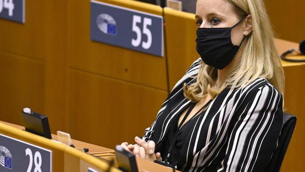 <p>Brachte Belgien und die EU in Verlegenheit mit einem einzigen Tweet: Eva De Bleeker.</p>