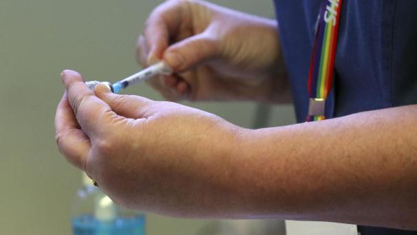 <p>Die neue Variante des Coronavirus ist zum ersten Mal in Großbritannien festgestellt worden.</p>