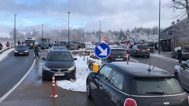 <p>Im Hohen Venn konnte man am Samstag von einer echten „Blechlawine“ sprechen.</p>