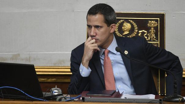<p>Juan Guaido, Oppositionsführer und selbsternannter Interimspräsident von Venezuela, bei an einer außerordentlichen Sitzung der Nationalversammlung</p>