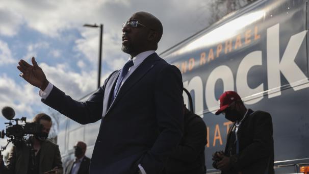 <p>Hat sich den Sieg gesichert: Raphael Warnock.</p>