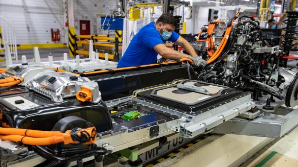 <p>Produktion des elektrischen XC40 im Volvo-Werk in Gent.</p>