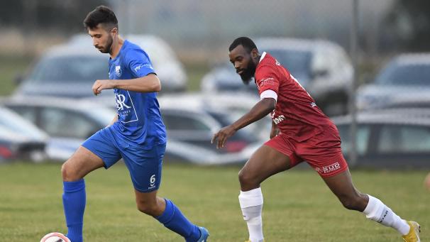 <p>Wann Eupen und Emmels das nächste Mal auf dem Platz stehen werden, ist weiterhin offen.</p>