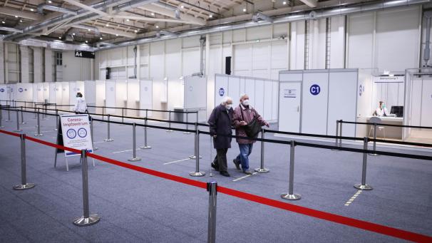 <p>So oder so ähnlich könnte ein Impfzentrum in einer Großstadt wie Antwerpen oder Büssel aussehen.</p>