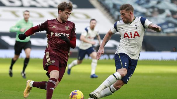 <p>Toby Alderweireld (rechts) hat das Interesse von PSV geweckt.</p>