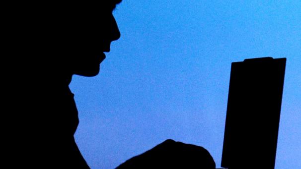 <p>Die Bürgerwehren schlagen zu: Im Internet suchen sie ihre Beute, angeblich pädophile Männer. Sie locken sie zu einem Treffpunkt, kreisen ihre Opfer ein und schlagen dann zu.</p>