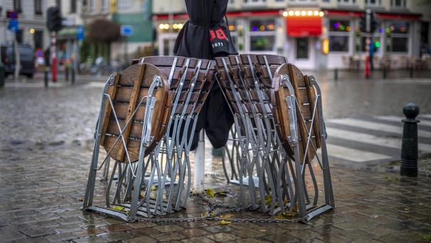 <p>Die Kriterien für die Horeca-Prämie der DG stehen erneut in der Kritik: Die Opposition sieht hier Reformbedarf.</p>