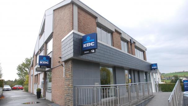 <p>Die seit Ende 1975 auf dem Kamp in Amel angesiedelte Filiale der KBC-Bank wurde im vergangenen November automatisiert.</p>