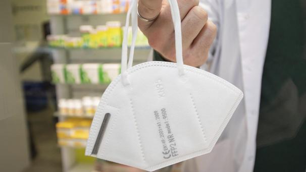 <p>Blick auf eine FFP2-Maske</p>