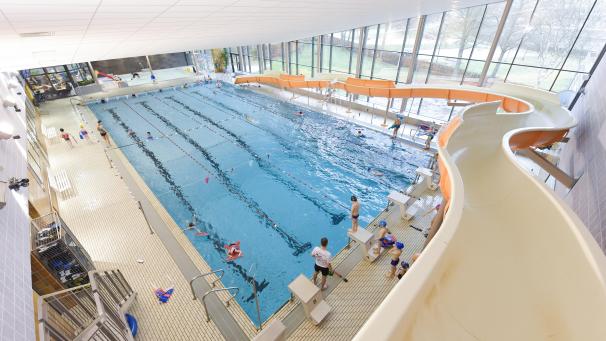 <p>Nicht nur die Verantwortlichen und Mitglieder der Schwimmschule St.Vith (SSSV) warten sehnsüchtig auf die Wiedereröffnung des Hallenbades im Sport- und Freizeitzentrum.</p>