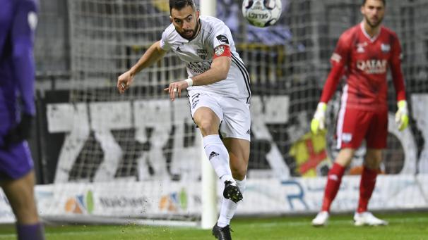<p>Kapitän Jordi Amat fehlt der AS Eupen beim KV Mechelen.</p>